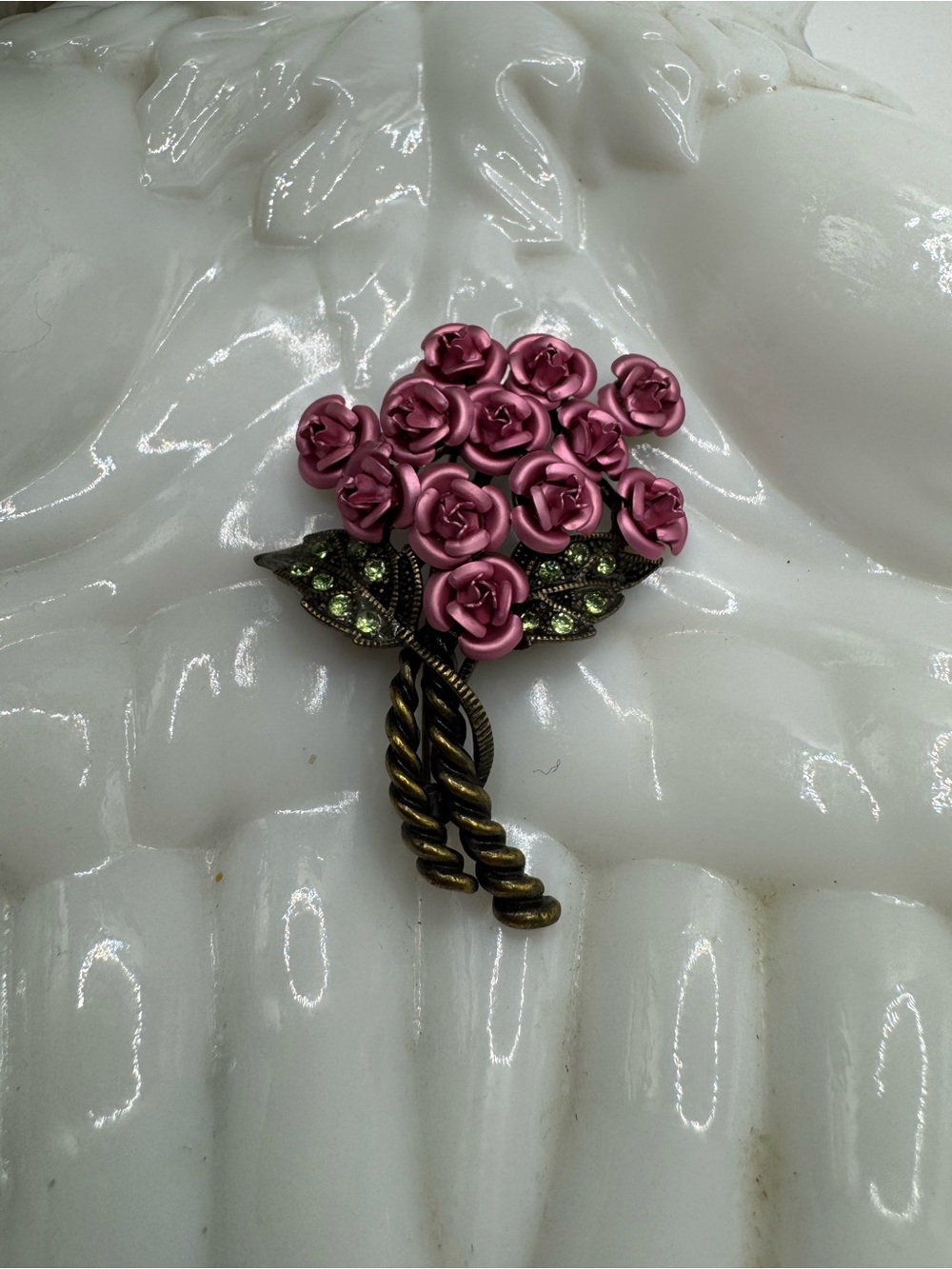 Avon vintage “Dozen Pink Roses” brooch, circa 1990’s. EUC. 2”.